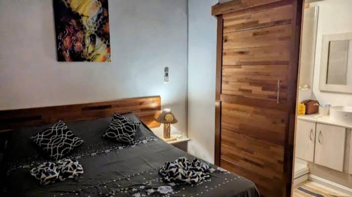 Poisson D'Or Guest House Port Mathurin Exterior foto